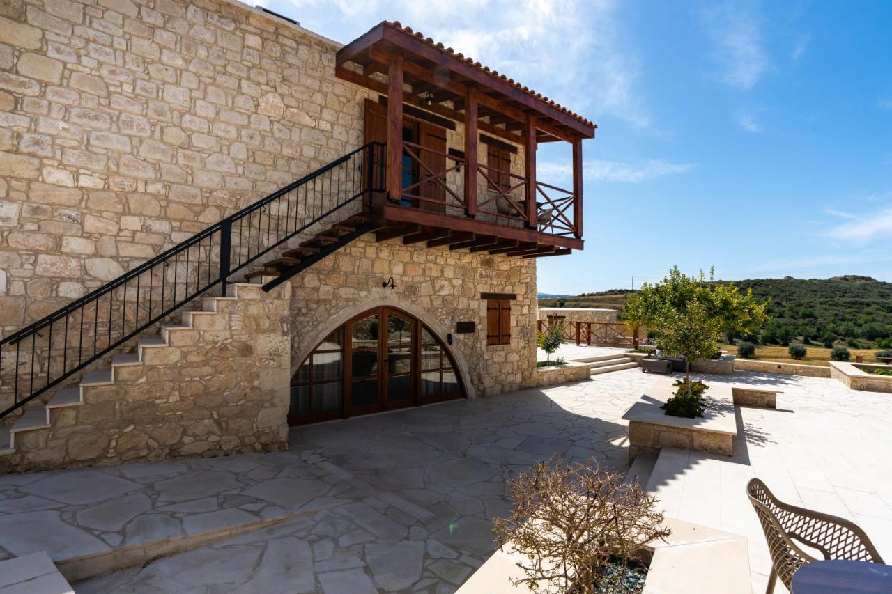 Harma Traditional Boutique Suites Paphos Buitenkant foto