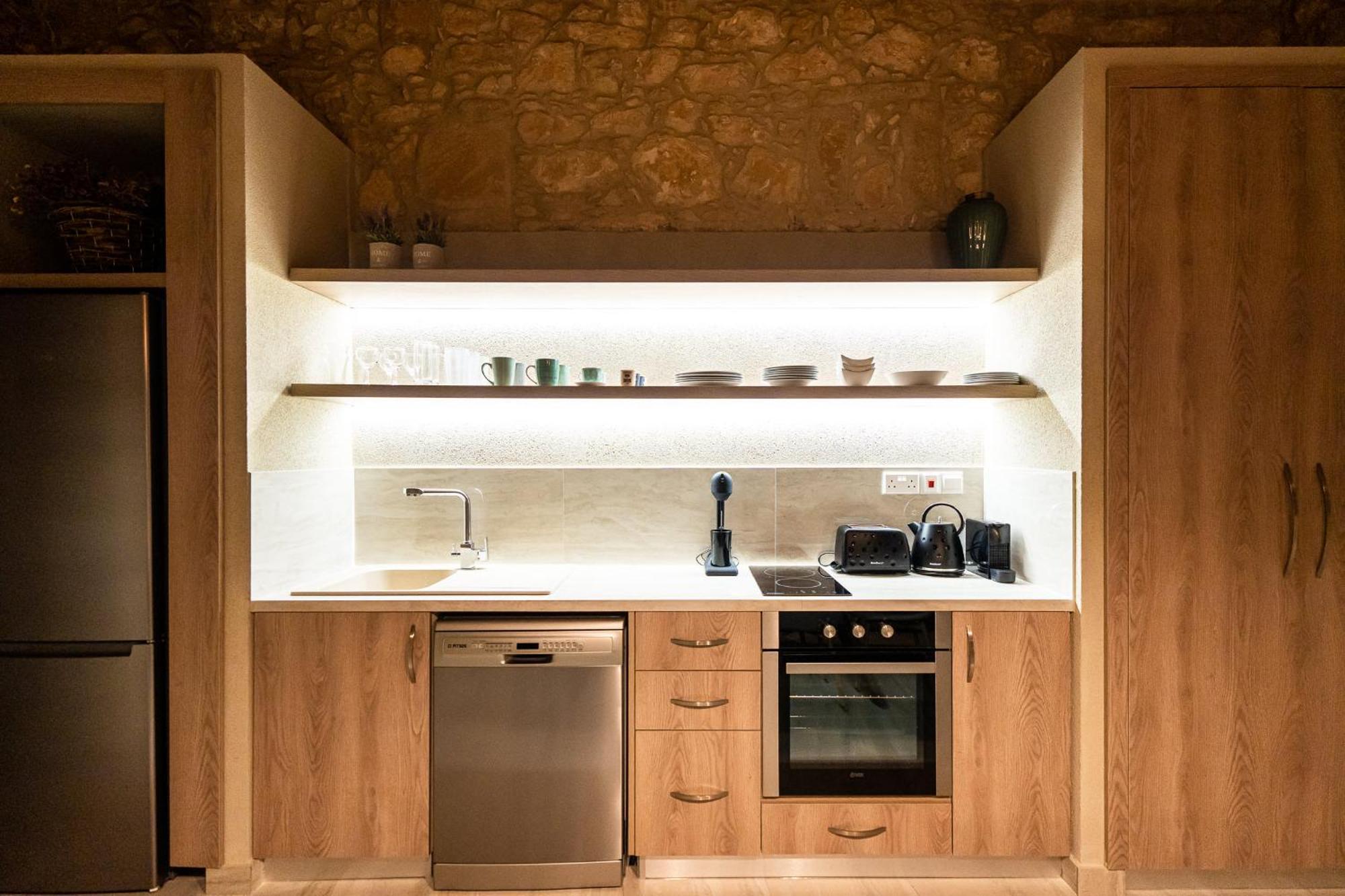 Harma Traditional Boutique Suites Paphos Buitenkant foto