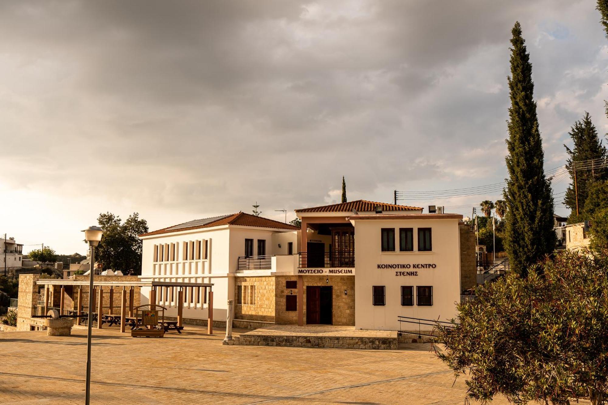 Harma Traditional Boutique Suites Paphos Buitenkant foto