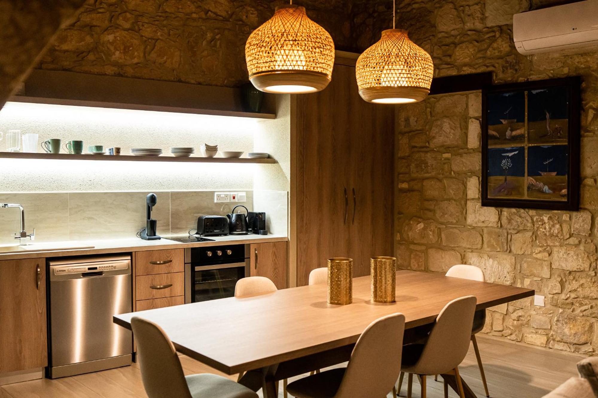 Harma Traditional Boutique Suites Paphos Buitenkant foto