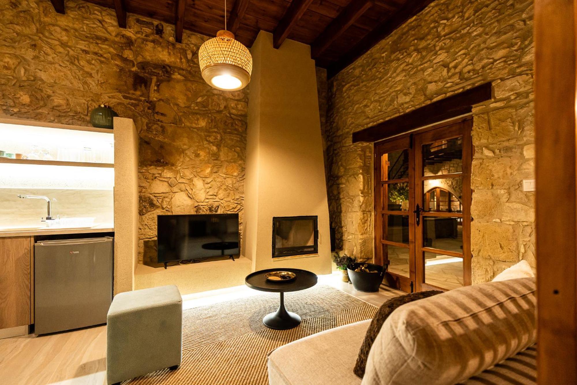 Harma Traditional Boutique Suites Paphos Buitenkant foto